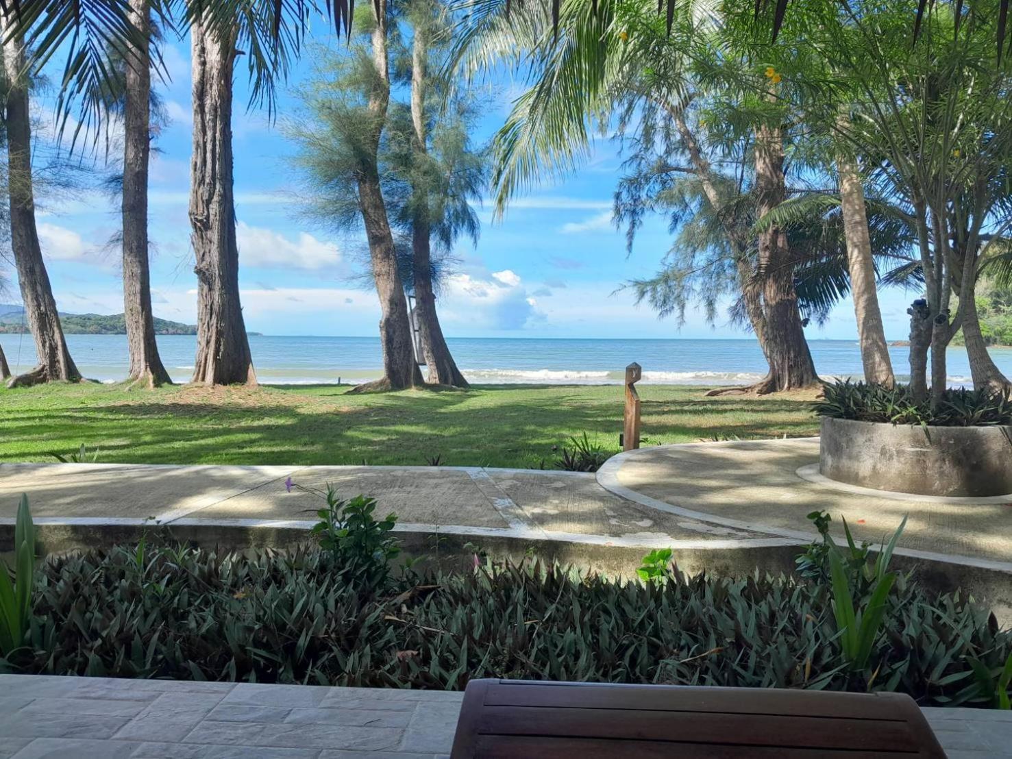 Twin Bay Resort Ko Lanta Exterior foto